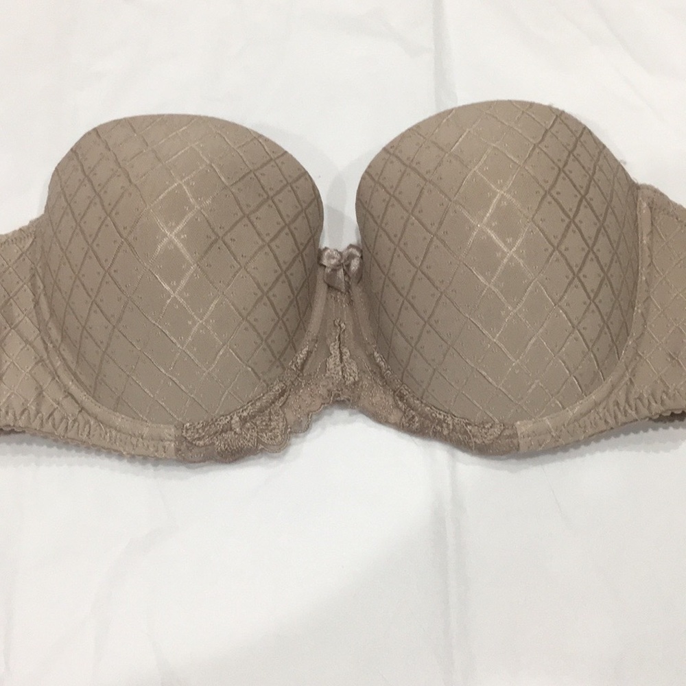 Triumph Jacquard strapless bra
